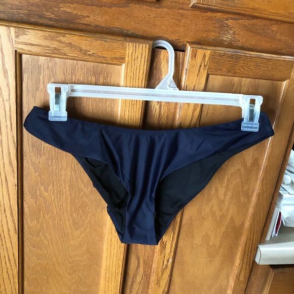 NWT J Crew Women’s Navy Blue Curved Waist Cheeky Bikini Bottom Size M Beach - Picture 3 of 10
